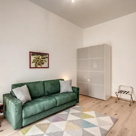 3 Bedrooms Vatican Rome City Center Apt-2